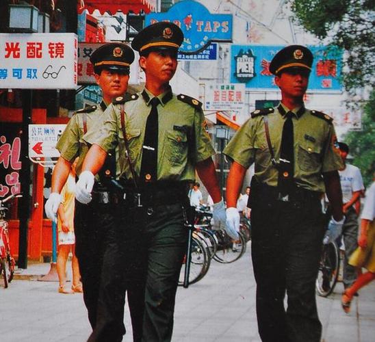 圣安地列斯警察任务做完了有警服吗?