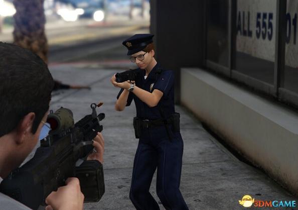 《侠盗猎车手5》怎样有效甩掉警察通缉?
